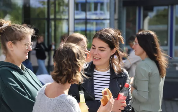 Erstsemesterbegruessung Fachschaft WiWi Rhb in StA 20230922 Foto Juri Kuestenmacher 066.JPG