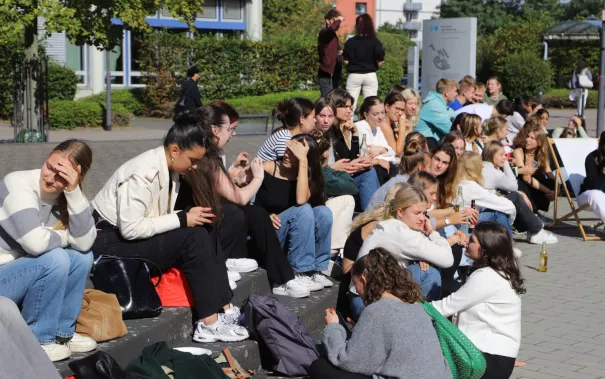 Erstsemesterbegruessung Fachschaft WiWi Rhb in StA 20230922 Foto Juri Kuestenmacher 093.JPG