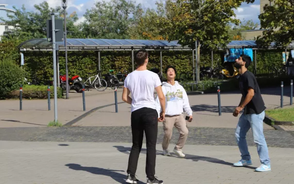 Erstsemesterbegruessung Fachschaft WiWi Rhb in StA 20230922 Foto Juri Kuestenmacher 095.JPG