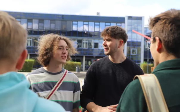 Erstsemesterbegruessung Fachschaft WiWi Rhb in StA 20230922 Foto Juri Kuestenmacher 140.JPG