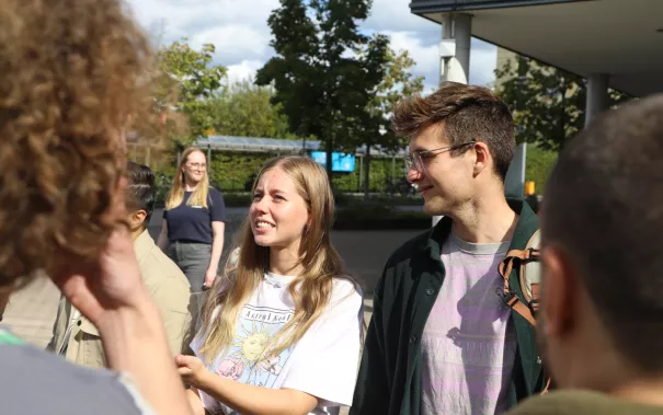 Erstsemesterbegruessung Fachschaft WiWi Rhb in StA 20230922 Foto Juri Kuestenmacher 148.JPG