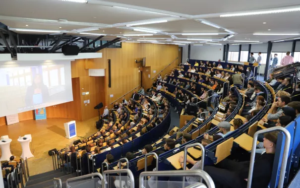 Welcome Erstsemester Audimax StA 20230925 Foto Juri Kuestenmacher 001.JPG