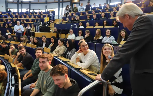 Welcome Erstsemester Audimax StA 20230925 Foto Juri Kuestenmacher 026.JPG