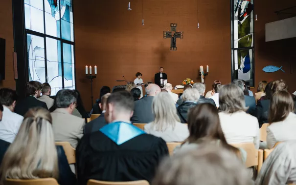Absolventenfeier Gottesdienst 20231021 Foto Nathan Dreessen 024.jpg