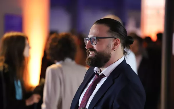 Absolventenfeier Telekom Dome Einlass 20231021 foto juri kuestenmacher 119.JPG