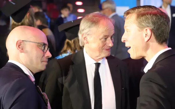 Absolventenfeier Telekom Dome Festakt 20231021 foto juri kuestenmacher 136.JPG
