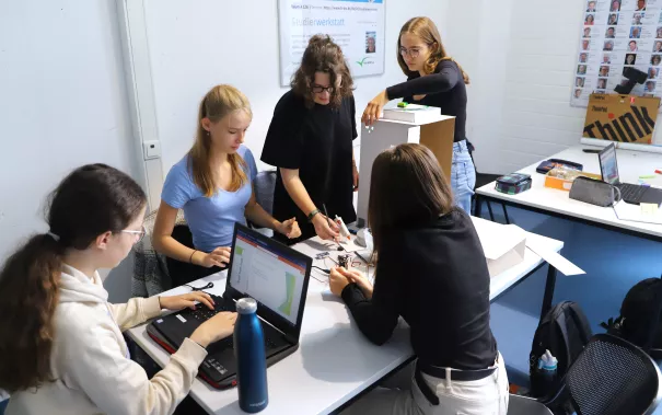 Hackdays Projekt lasst uns mal machen Gleichstellung MINT 25 10 2023