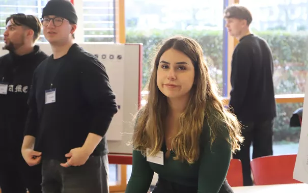 Messesimulation Wirtschaftsinformatik SPZ Mensa StA 20231207 foto juri kuestenmacher 004.JPG