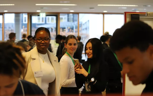 Messesimulation Wirtschaftsinformatik SPZ Mensa StA 20231207 foto juri kuestenmacher 015.JPG