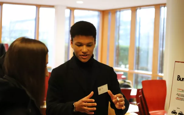 Messesimulation Wirtschaftsinformatik SPZ Mensa StA 20231207 foto juri kuestenmacher 026.JPG