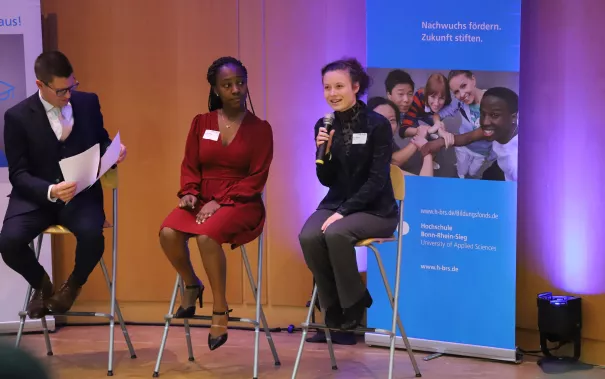 Stipendienfeier 07122023 Foto Pascal Schroeder 04-min.JPG