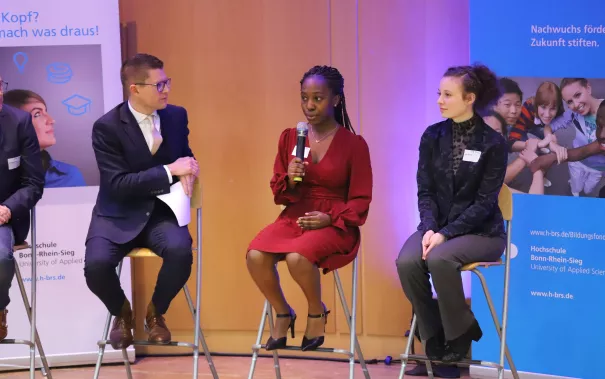 Stipendienfeier 07122023 Foto Pascal Schroeder 05-min.JPG