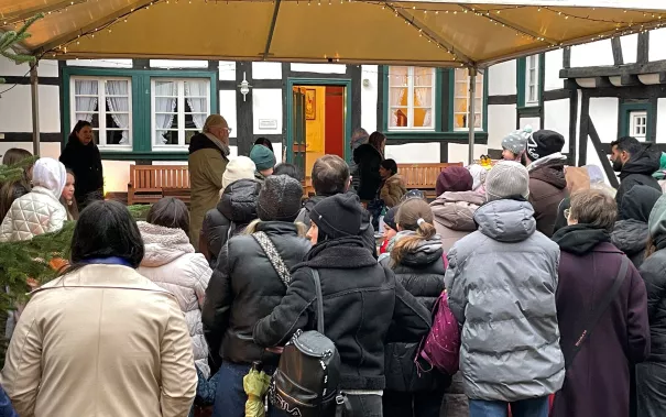 Geschenkeausgabe Wunschbaum Sankt Augustin und Rheinbach 2023