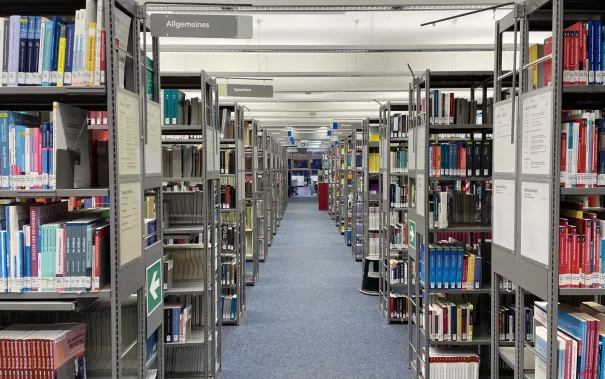 Wiedereroeffnung Bibliothek Rhb 20240108 foto daniela greulich 03.JPG