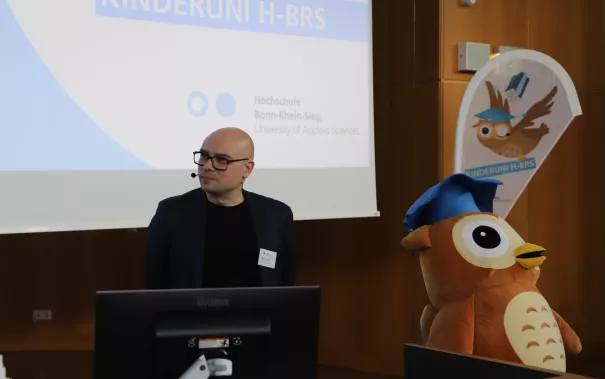 Kinderuni Diplom Verleihung Audimax StA 20240418 Foto Juri Kuestenmacher 047.JPG