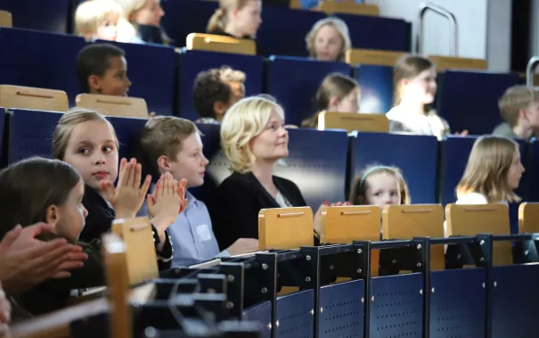 Kinderuni Diplom Verleihung Audimax StA 20240418 Foto Juri Kuestenmacher 058.JPG