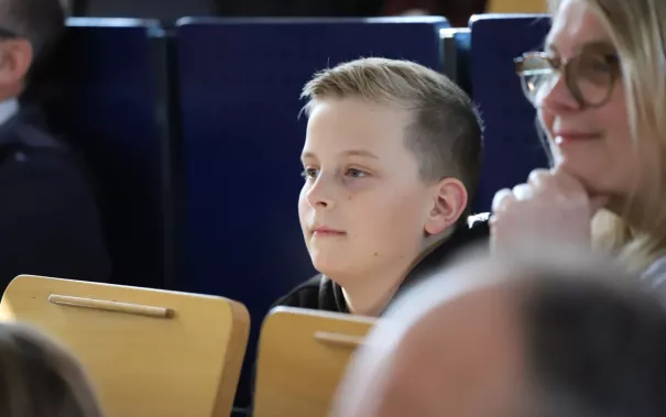 Kinderuni Diplom Verleihung Audimax StA 20240418 Foto Juri Kuestenmacher 072.JPG