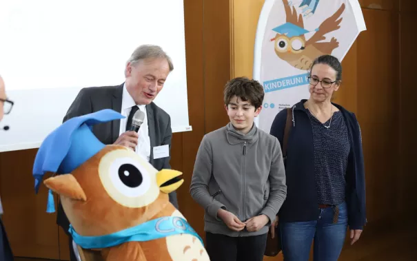 Kinderuni Diplom Verleihung Audimax StA 20240418 Foto Juri Kuestenmacher 093.JPG