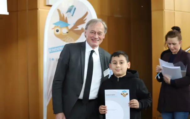 Kinderuni Diplom Verleihung Audimax StA 20240418 Foto Juri Kuestenmacher 106.JPG