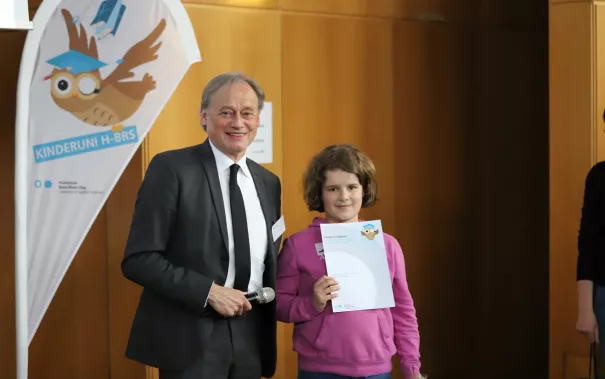 Kinderuni Diplom Verleihung Audimax StA 20240418 Foto Juri Kuestenmacher 126.JPG