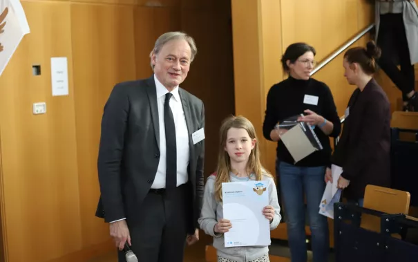 Kinderuni Diplom Verleihung Audimax StA 20240418 Foto Juri Kuestenmacher 156.JPG