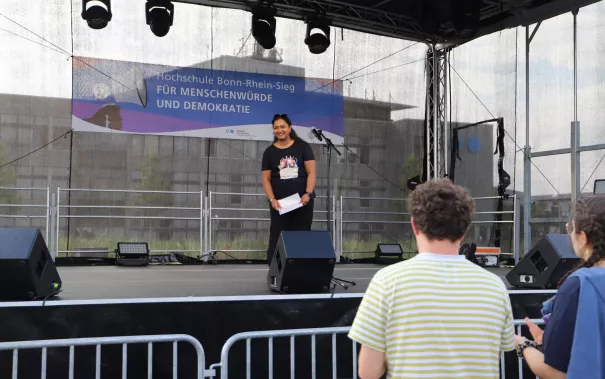 Demo Demokratie und Menschenwürde Parkplatz StA 2024-06-04