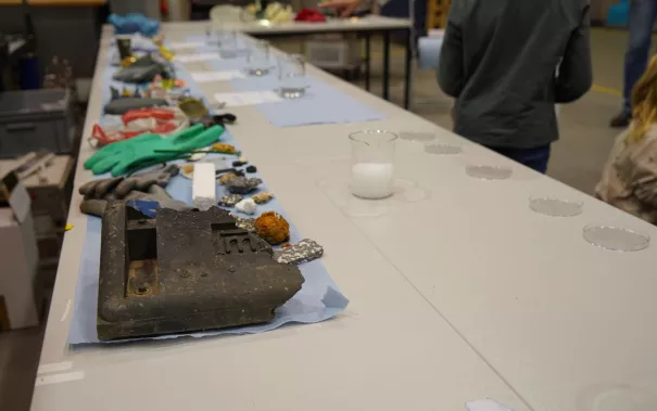 Kinderuni Plastik im Meer Steinhaus Rhb 20250130 Foto JR Lo Giudice Rodas 26.jpg