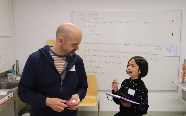 Kinderuni Gummibaerchen mit Guido Krause StA 20250403 Foto Caro Jahn 18.JPG