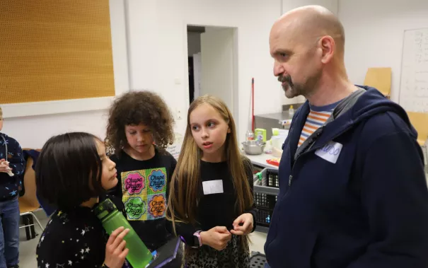 Kinderuni Gummibaerchen mit Guido Krause StA 20250425 Foto Caro Jahn 62.JPG