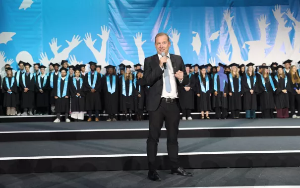Absolventenfeier Festakt Sascha Alda 20251025 Foto Kira Wazinski 116