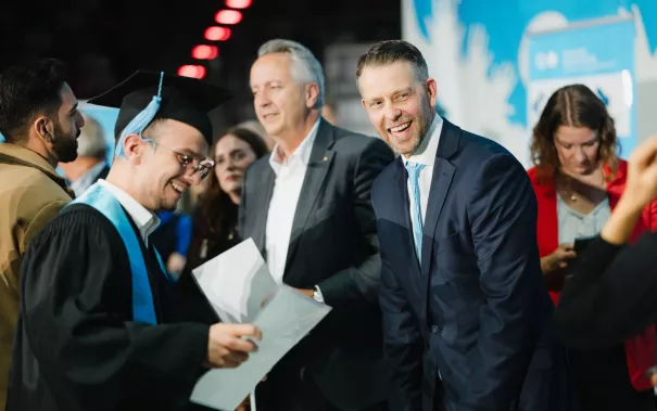 Absolventenfeier Telekom Dome Party 20251025 Foto Nathan Dreessen 312.jpg