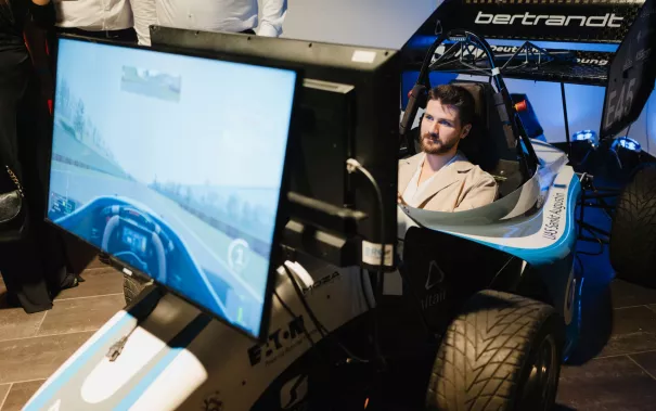 Absolventenfeier Telekom Dome Party 20251025 Foto Nathan Dreessen 355.jpg