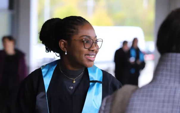 Absolventenfeier Telekom Dome StA 20251025 Foto Juri Kuestenmacher 007.JPG