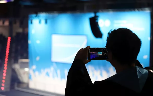 Absolventenfeier Telekom Dome StA 20251025 Foto Juri Kuestenmacher 033.JPG