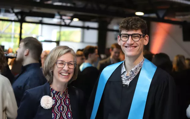 Absolventenfeier Telekom Dome StA 20251025 Foto Juri Kuestenmacher 164.JPG