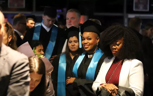 Absolventenfeier Telekom Dome StA 20251025 Foto Juri Kuestenmacher 200.JPG