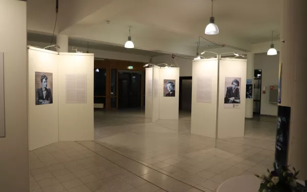 Eroeffnung Ausstellung Visionaere Wissenschaftlerinnen StA 20251126 Foto Juri Kuestenmacher 055.JPG