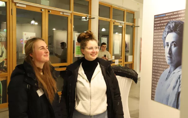 Eroeffnung Ausstellung Visionaere Wissenschaftlerinnen StA 20251126 Foto Juri Kuestenmacher 064.JPG