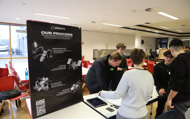 Messesimulation Wirtschaftsinformatik StA 20251204 Foto Juri Kuestenmacher 028.JPG