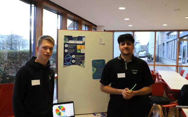 Messesimulation Wirtschaftsinformatik StA 20251204 Foto Juri Kuestenmacher 039.JPG