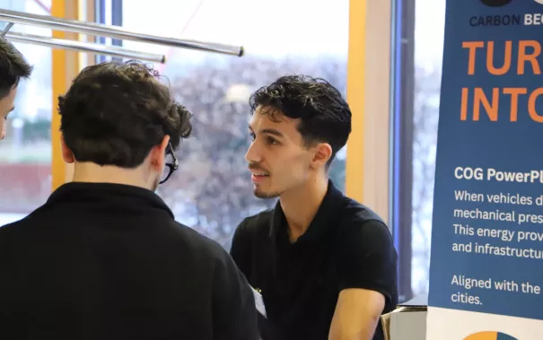 Messesimulation Wirtschaftsinformatik StA 20251204 Foto Juri Kuestenmacher 046.JPG