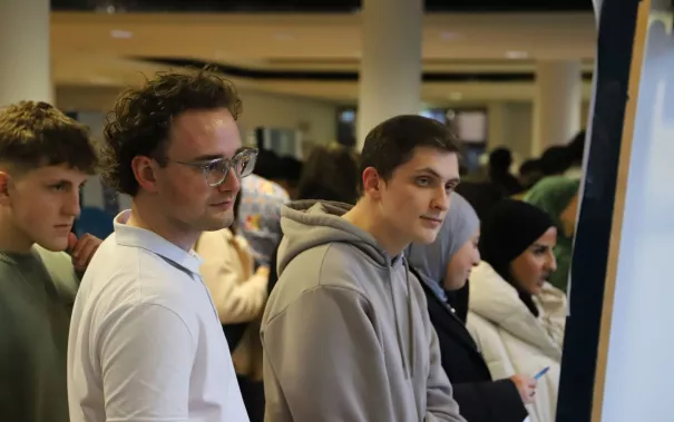 Messesimulation Wirtschaftsinformatik StA 20251204 Foto Juri Kuestenmacher 049.JPG