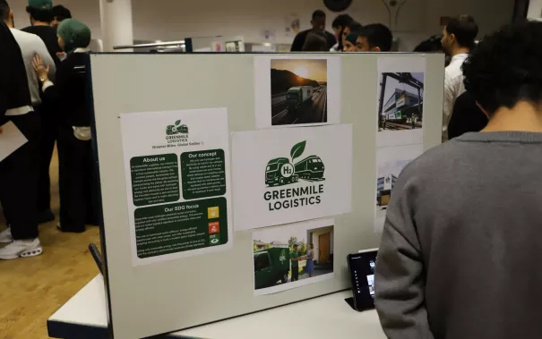 Messesimulation Wirtschaftsinformatik StA 20251204 Foto Juri Kuestenmacher 072.JPG