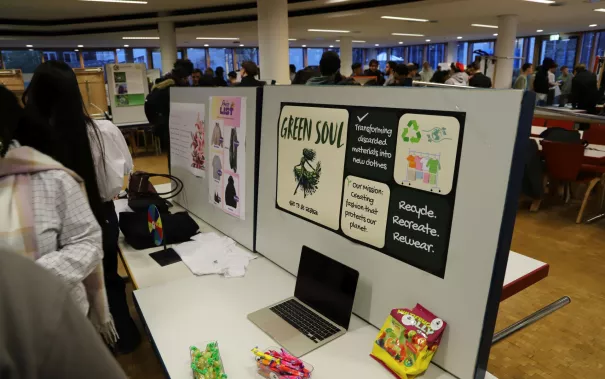 Messesimulation Wirtschaftsinformatik StA 20251204 Foto Juri Kuestenmacher 082.JPG