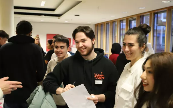 Messesimulation Wirtschaftsinformatik StA 20251204 Foto Juri Kuestenmacher 119.JPG