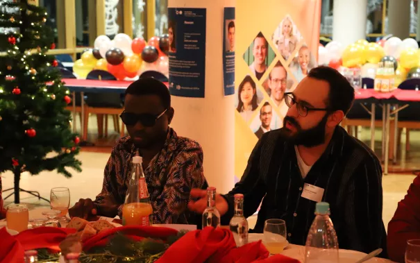 Role Models Christmas Tree 2025-12-15_Studierende und Alumni_Foto Martin Schulz