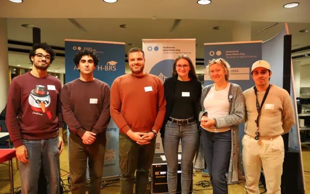 Role Models Christmas Tree 2025-12-15_Studierende und Alumni_Foto Martin Schulz