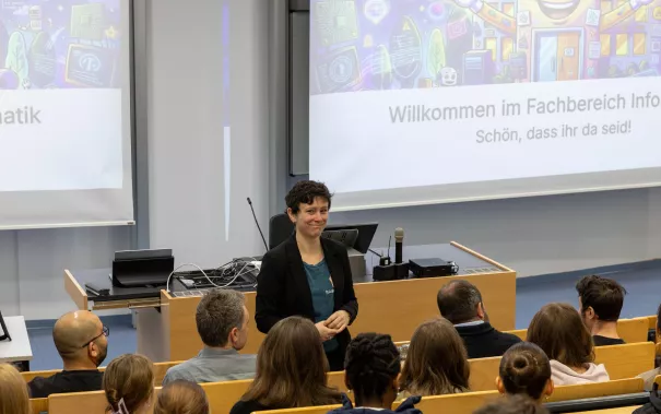 25.02.2026 Besuch Albert-Einstein-Gymnasium (AEG) im FB Informatik