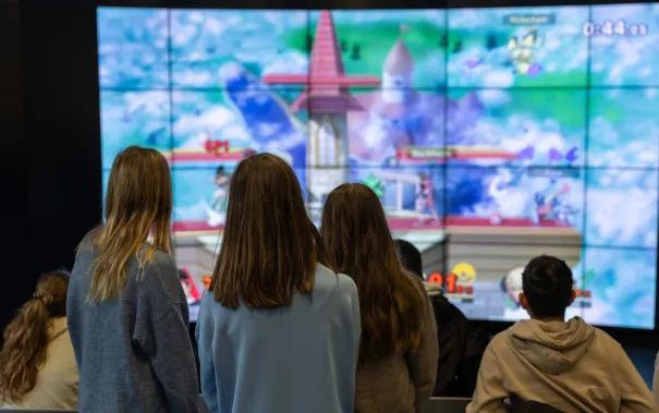 25.02.2026 Besuch Albert-Einstein-Gymnasium (AEG) im FB Informatik