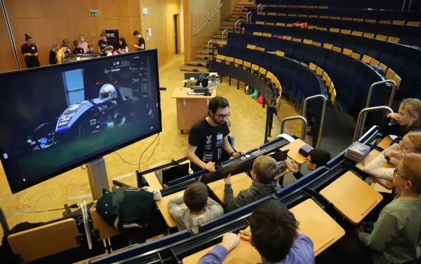 Kinderuni Motorsport Rennwagen StA 20260226 Foto Juri Kuestenmacher 087.JPG